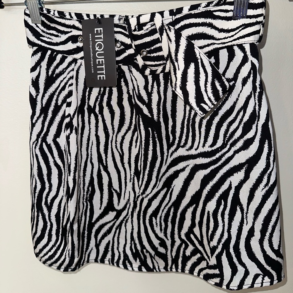 NWT BOUTIQUE SKIRT
